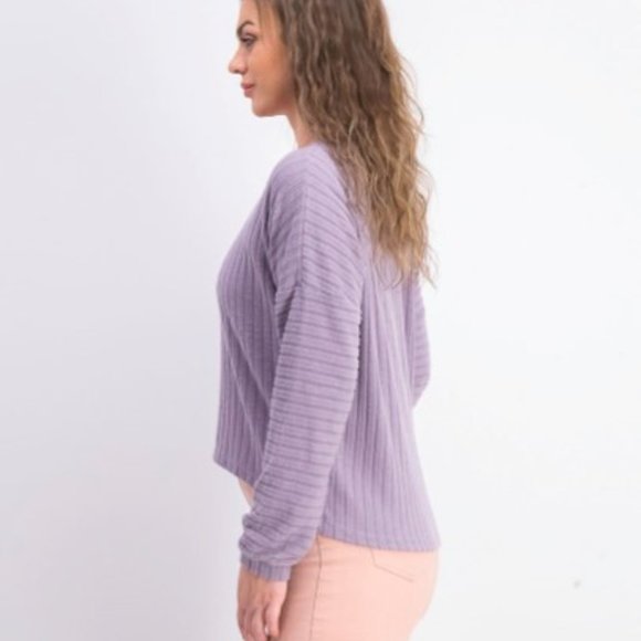 NWT Hippie Rose Juniors' Cozy V-Neck Ribbed Top - Picture 2 of 3